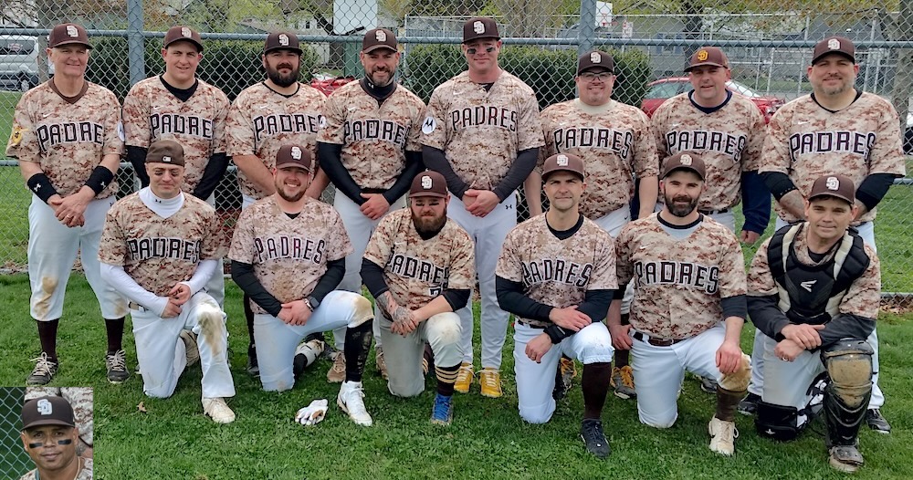 2025 Padres team picture